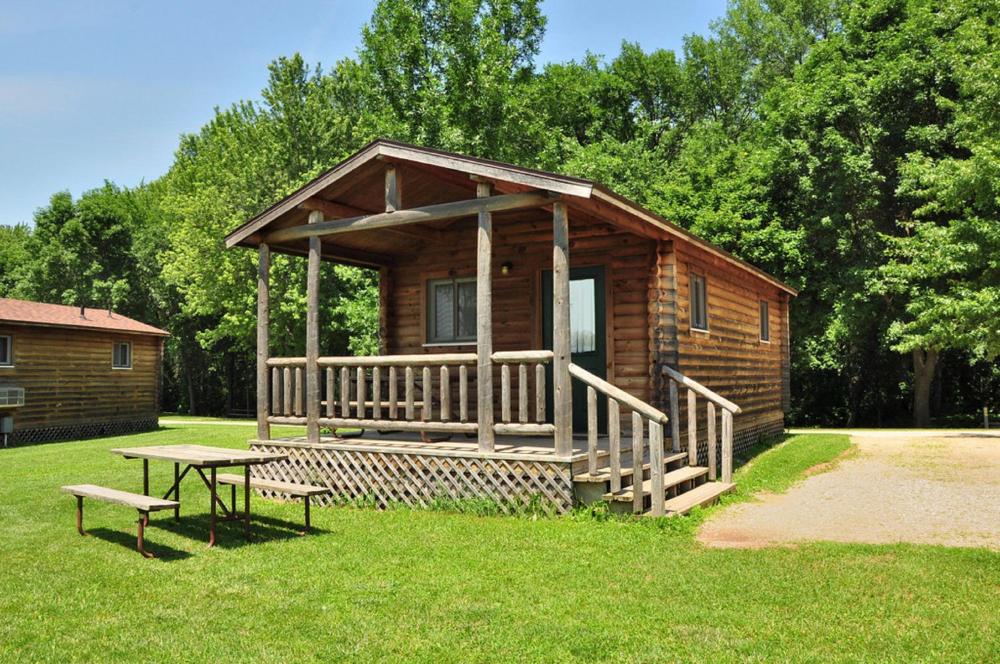 One-Bedroom Cottage interior